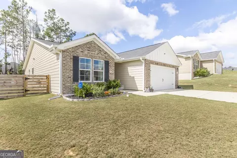 Exterior - 329 Shady Ln, Macon, GA 31206 photo 2 of 6