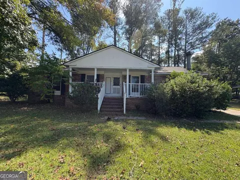 415 Stonewall Dr, Thomson, GA 30824