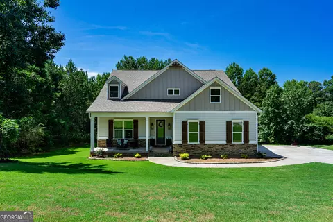 Exterior - 102 Landings Way, Lagrange, GA 30240 photo 3 of 8