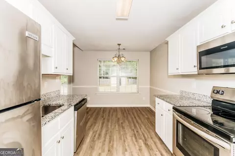 Kitchen - 125 Kendall Ln, Covington, GA 30014 photo 2 of 2