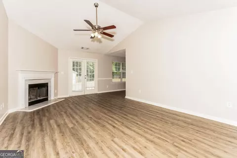 Living - 125 Kendall Ln, Covington, GA 30014 photo 1 of 4