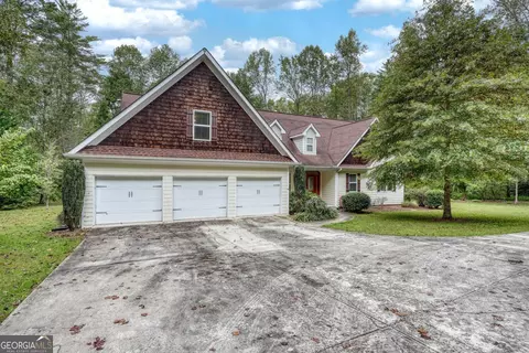 2449 Hi River Rd, Hiawassee, GA 30546
