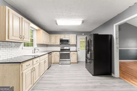 995 Pritchett Rd, Lula, GA 30554 photo 5