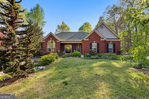 204 Linwood Dr, Demorest, GA 30535