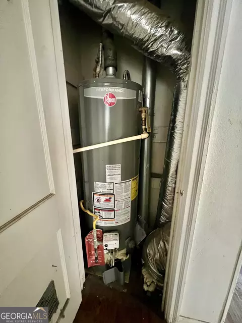 4765 Manse Dr, Forest Park, GA 30297