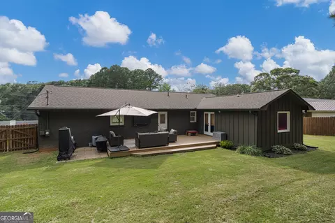 Exterior - 210 Sivell Rd, Lagrange, GA 30241 photo 3 of 5
