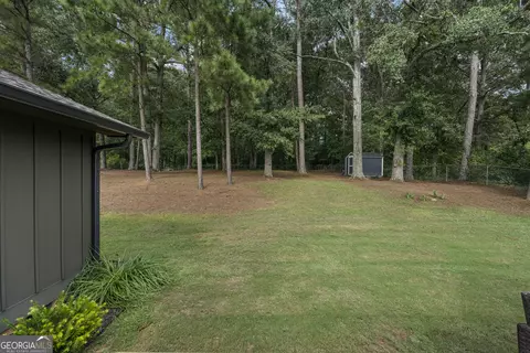 Exterior - 210 Sivell Rd, Lagrange, GA 30241 photo 5 of 5