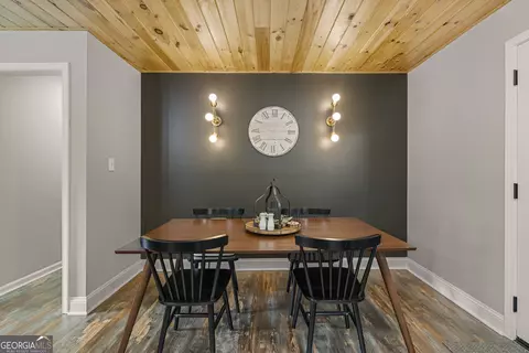 Dining - 210 Sivell Rd, Lagrange, GA 30241 photo 1 of 1