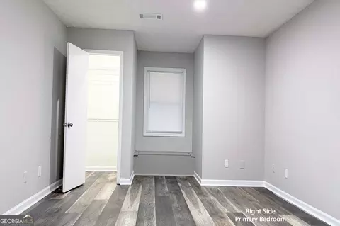 1114 Summer Brook Rd, Atlanta, GA 30349