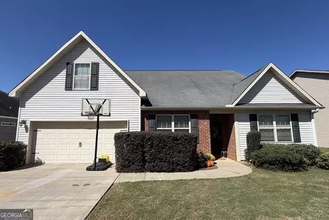 316 Flowing Meadows Dr, Kathleen, GA 31047