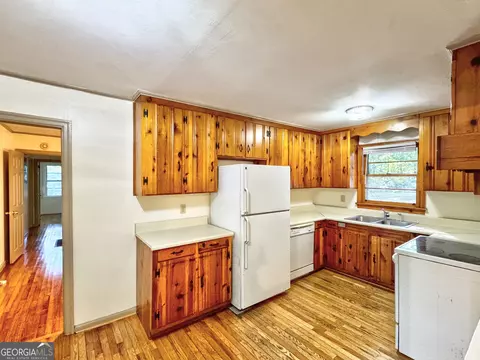 Kitchen - 109 Dogwood Dr, Lagrange, GA 30241 photo 1 of 2