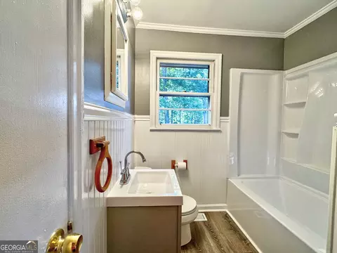 Bath - 109 Dogwood Dr, Lagrange, GA 30241 photo 2 of 2