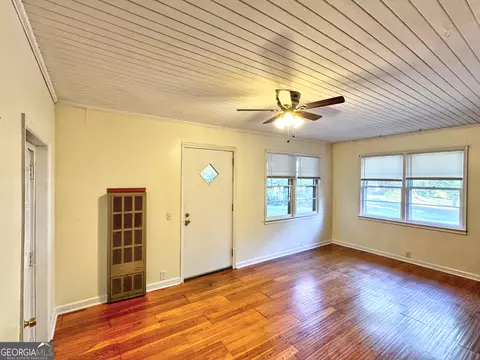 Living - 109 Dogwood Dr, Lagrange, GA 30241 photo 3 of 3