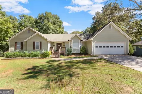 6745 Payton Rd, Cumming, GA 30041
