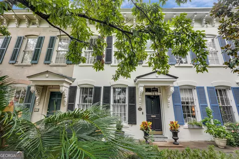 216 W Gaston St, Savannah, GA 31401