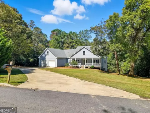 256 Cartersville St, Ball Ground, GA 30107