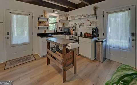 Kitchen - 45 Sequoia Trl, Martin, GA 30557 photo 3 of 3