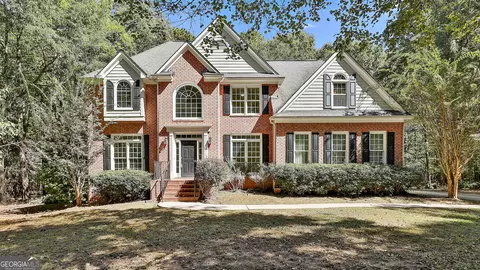 230 Stonehaven Dr, Fayetteville, GA 30215