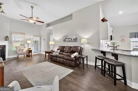 224 Welsh Cir, Commerce, GA 30529 photo 2