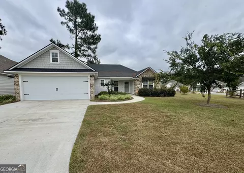 644 Osprey Cir, Tifton, GA 31794