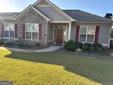 39 Covington Ter, Newnan, GA 30263