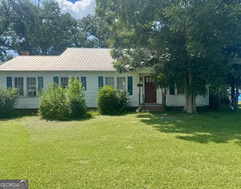 550 S Rountree St, Metter, GA 30439
