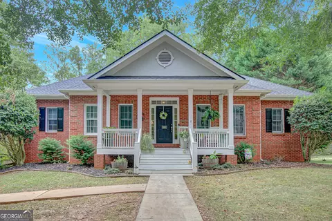 185 Inland Cir, Newnan, GA 30263