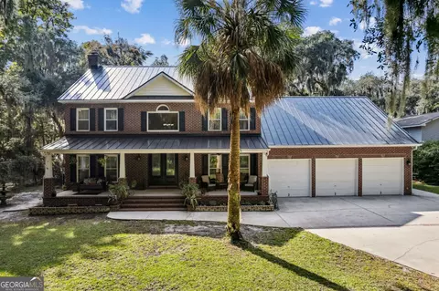 628 London Hill Rd W, Woodbine, GA 31569