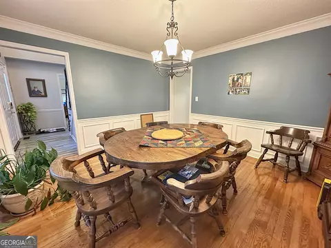 Dining - 208 Highland Trl, Lagrange, GA 30240 photo 2 of 2