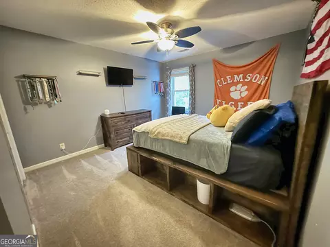 Bedroom - 208 Highland Trl, Lagrange, GA 30240 photo 5 of 7