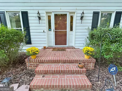 Exterior - 208 Highland Trl, Lagrange, GA 30240 photo 3 of 9