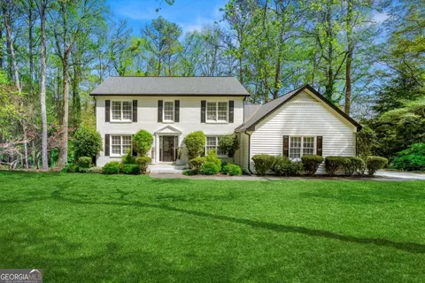 292 Old Rosser Rd, Stone Mountain, GA 30087