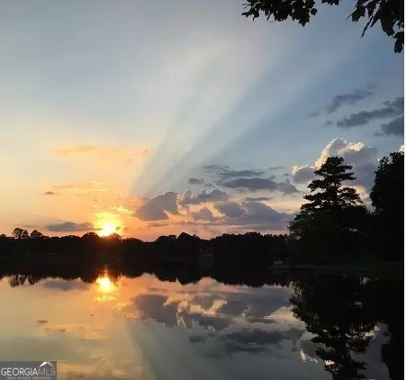 2641 Jodeco Dr, Jonesboro, GA 30236