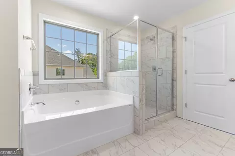 Bath - 5387 Felles Way, Forsyth, GA 31029 photo 4 of 6