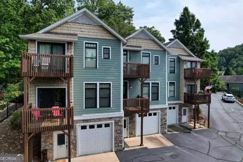 1411 Lakeside Rd, Hiawassee, GA 30546