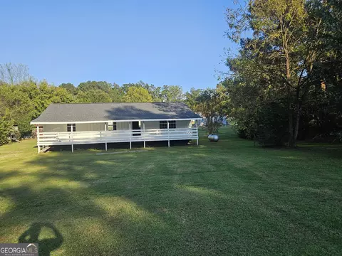 104 SE Riverview Dr, Dalton, GA 30721