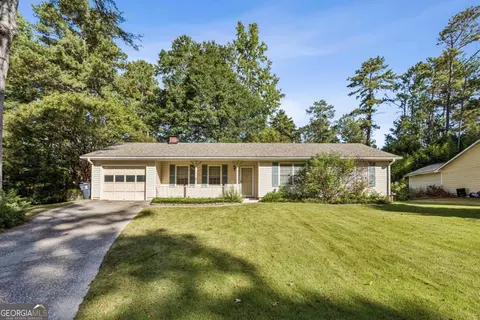 3012 Bay Berry Dr SW, Marietta, GA 30008