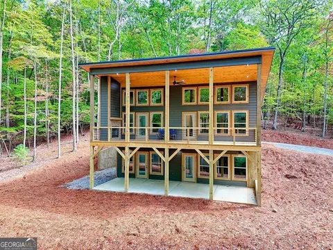 693 Goldmine Rd, Morganton, GA 30560