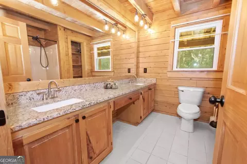 Bath - 347 Finney Rd, Pine Mountain, GA 31822 photo 3 of 7