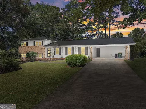 116 Colonial Dr, Athens, GA 30606