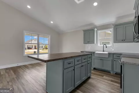 Kitchen - 1000 Callaway Ave # A, Lagrange, GA 30240 photo 4 of 5