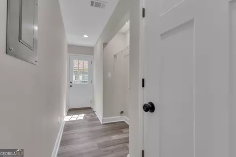 Entry Way - 1000 Callaway Ave # A, Lagrange, GA 30240 photo 2 of 3