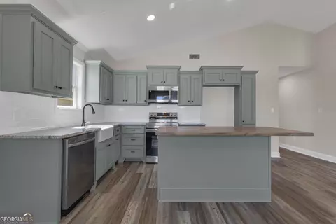 Kitchen - 1000 Callaway Ave # A, Lagrange, GA 30240 photo 1 of 5