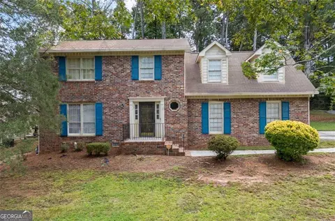 3698 Trenton Dr, Snellville, GA 30039