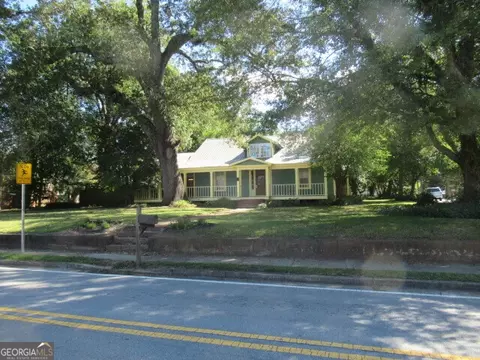 201 Stewart St, Carrollton, GA 30117