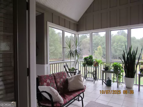Exterior - 815 Spring View Ct, Covington, GA 30014 photo 3 of 5