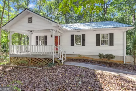 59 Highland Dr, Newnan, GA 30265