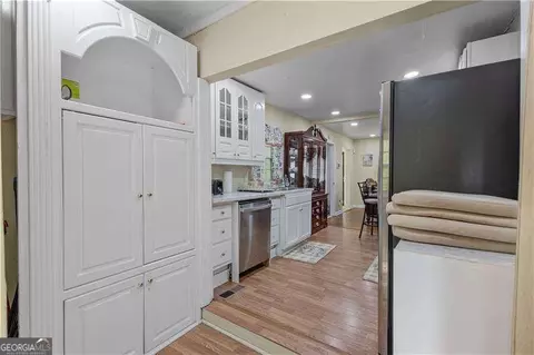 Entry Way - 2383 Baker Rd NW, Atlanta, GA 30318 photo 1 of 3