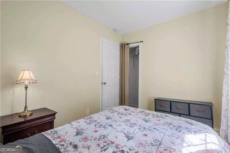 Bedroom - 2383 Baker Rd NW, Atlanta, GA 30318 photo 4 of 6