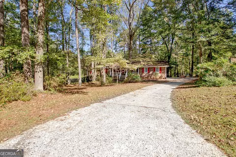 Exterior - 175 Grace Ln, Tyrone, GA 30290 photo 2 of 27